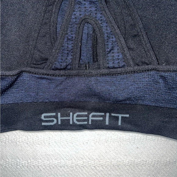 Shefit Womens Adjustable Sports Bra Size XS Workout Gym Athletic Fitness - Picture 5 of 8